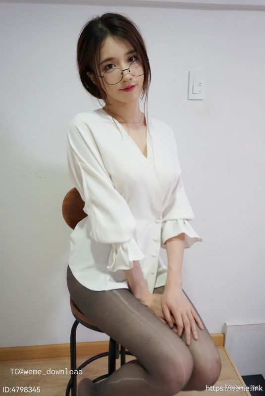 轩子巨二兔(轩子巨2兔) – 微密圈套图&视频[22套-2025.2]-御萝岛屿