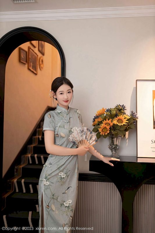 [秀人XiuRen] No.7232 唐安琪 - 旗袍服饰+原色丝袜巴厘岛旅拍-御萝岛屿