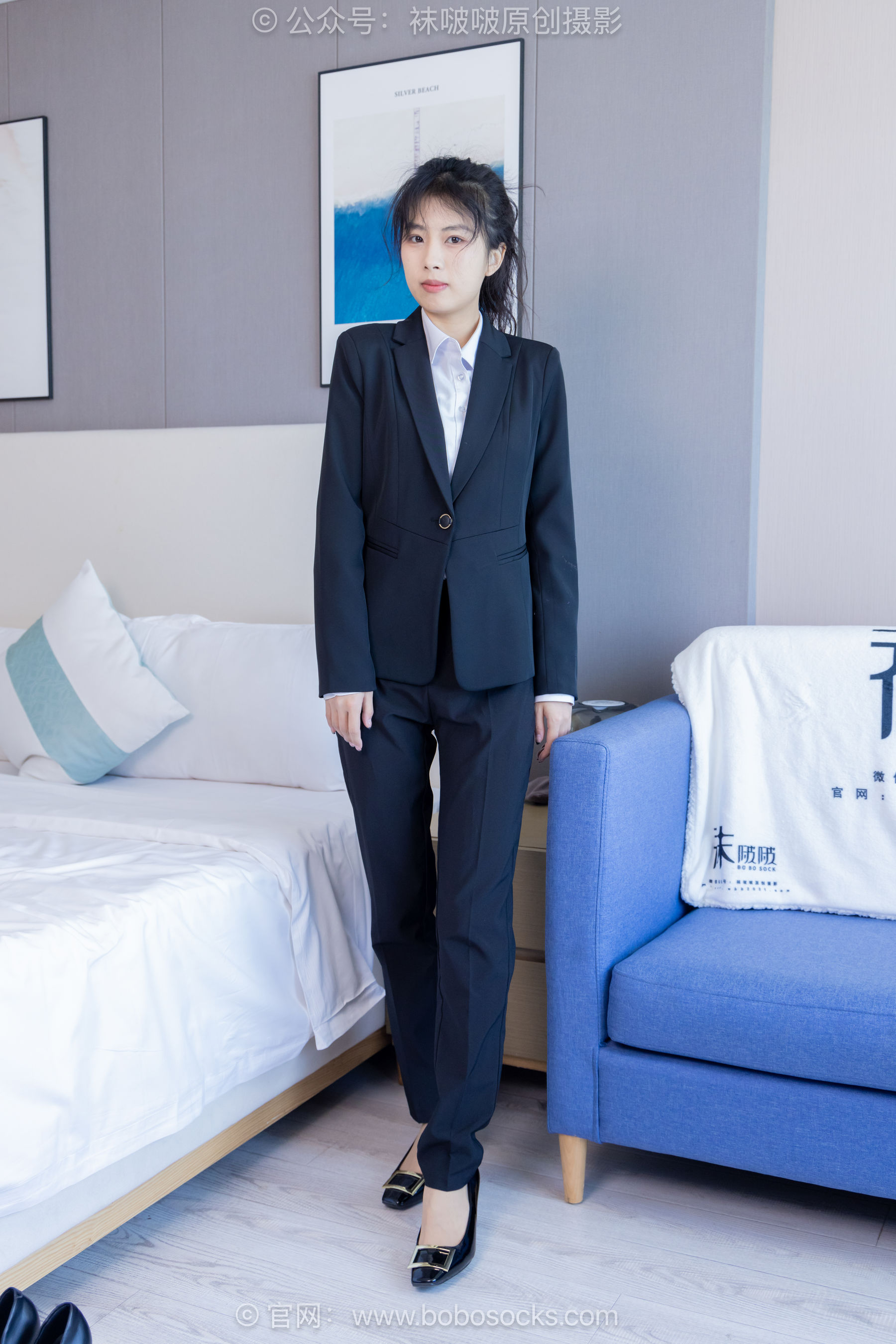 BoBoSocks袜啵啵模特奶油白领OL制服裤里丝写真-御萝岛屿