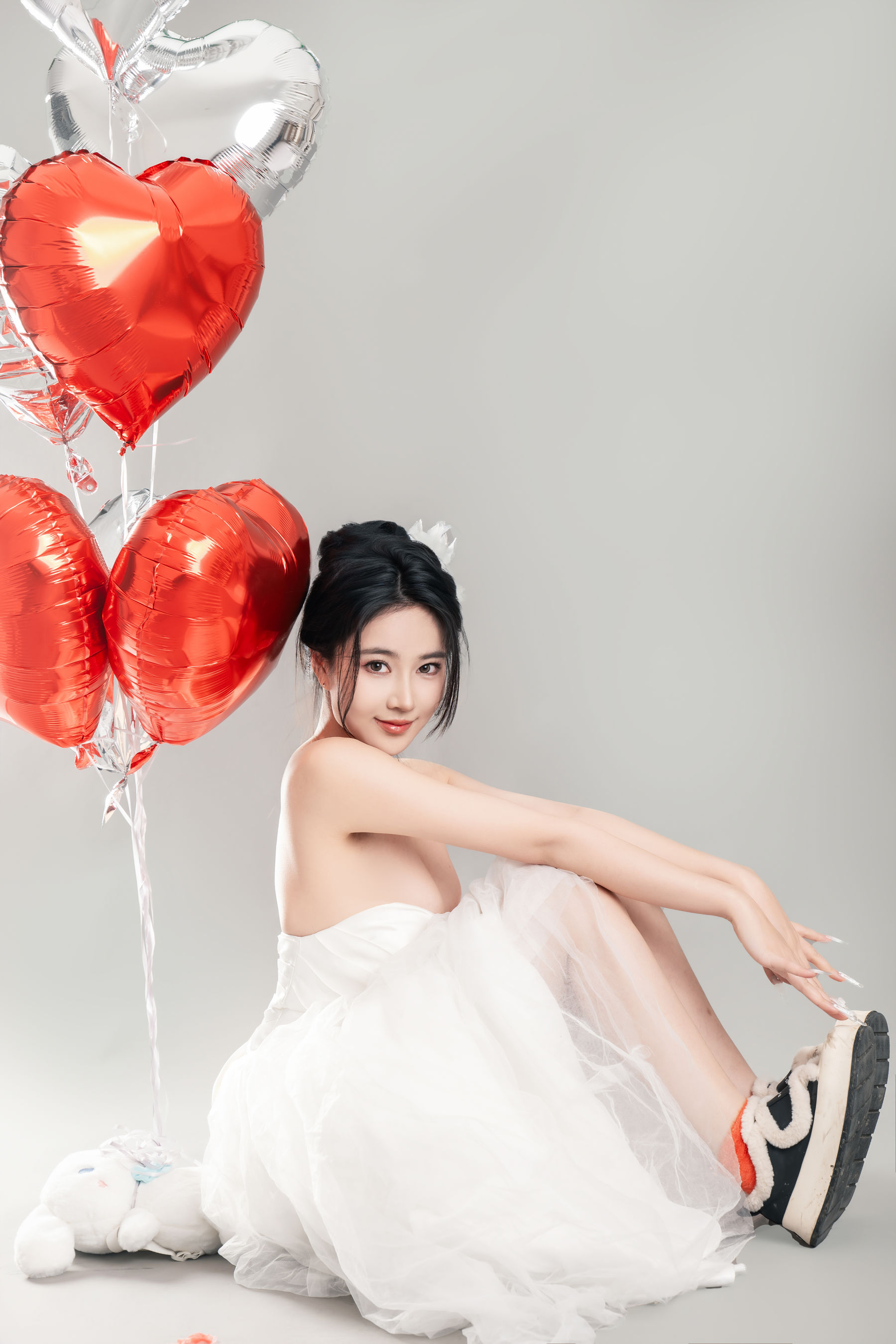 网络美女Nnian白色婚纱LOVE情人节特别篇摄影写真-御萝岛屿