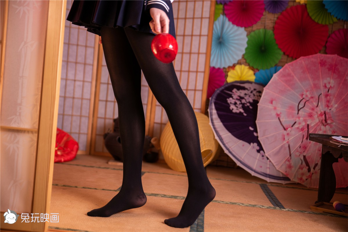 图片[7]-兔玩映画系列 Vol.053 冬天里的黑丝JK裙_ – COSPLAY-御萝岛屿
