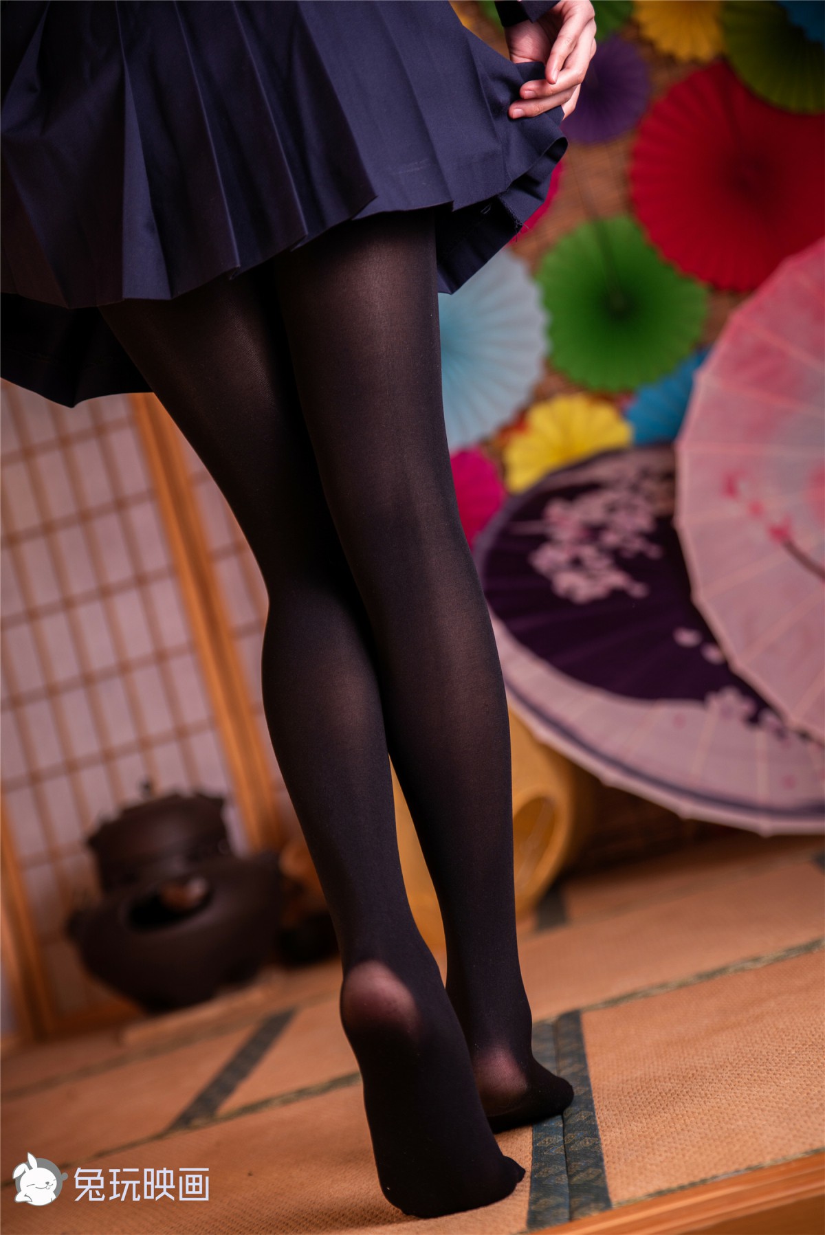 图片[12]-兔玩映画系列 Vol.053 冬天里的黑丝JK裙_ – COSPLAY-御萝岛屿