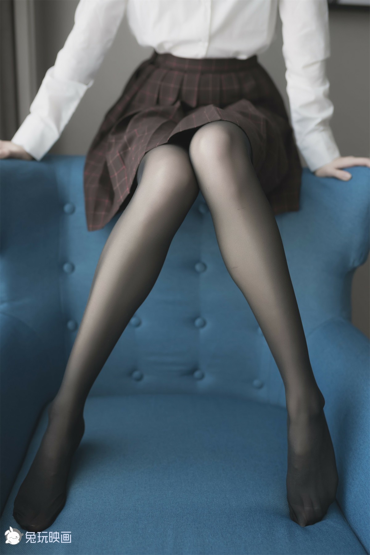 图片[21]-兔玩映画系列 Vol.051 蓝椅子上的黑丝少女_ – COSPLAY-御萝岛屿