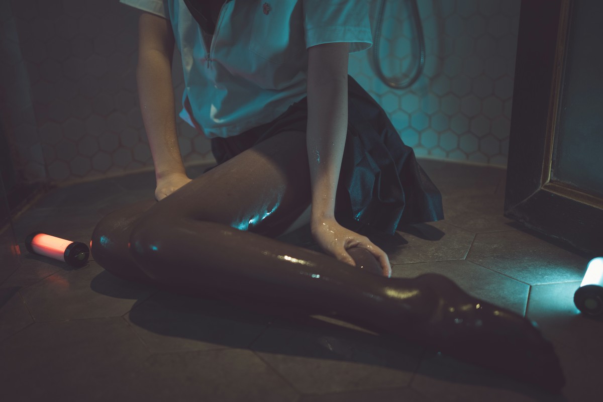 图片[14]-[Cosplay]面饼仙儿 – 脑内少女 浴缸黑丝 – COSPLAY-御萝岛屿