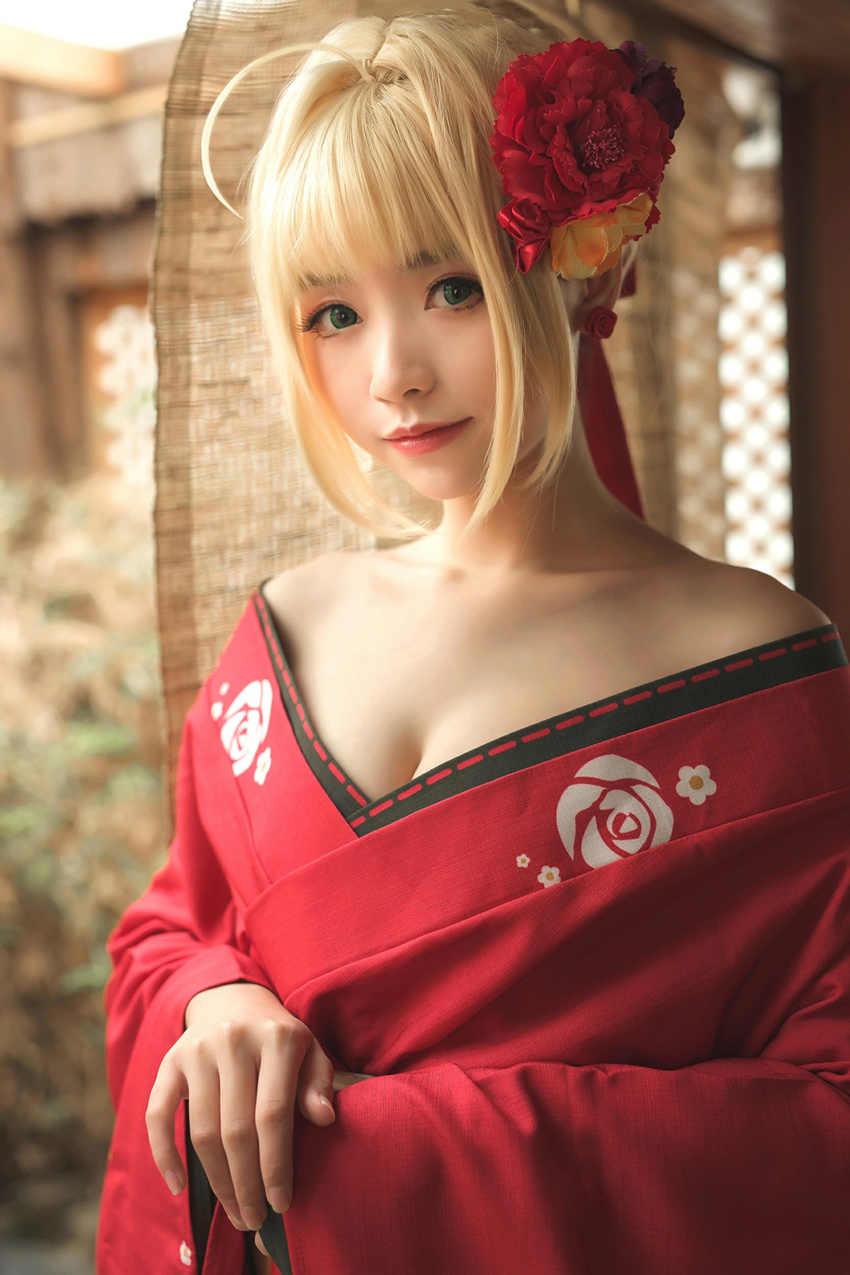 [Cosplay]拜见女王陛下 – COSPLAY-御萝岛屿