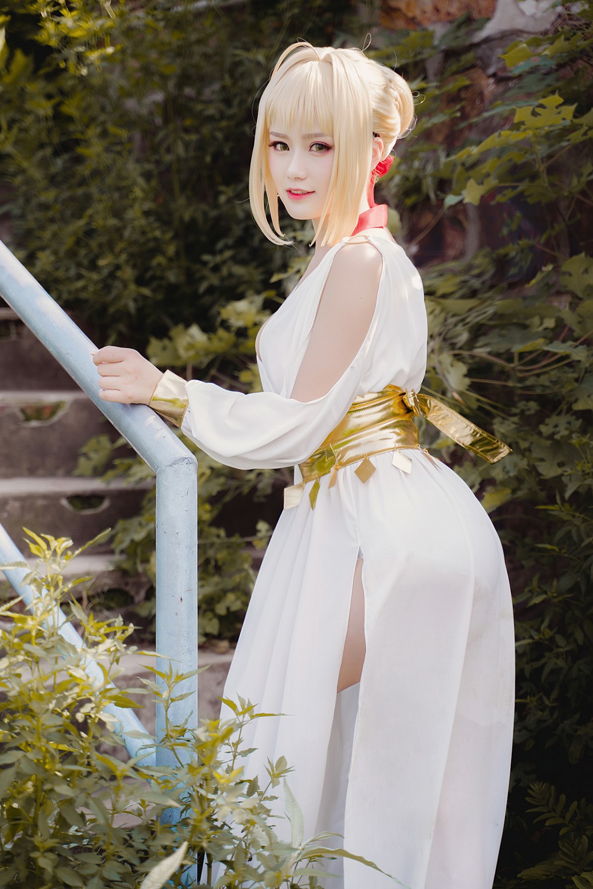 图片[8]-甜美女神 白裙飘逸难以抵挡的诱惑 – COSPLAY-御萝岛屿