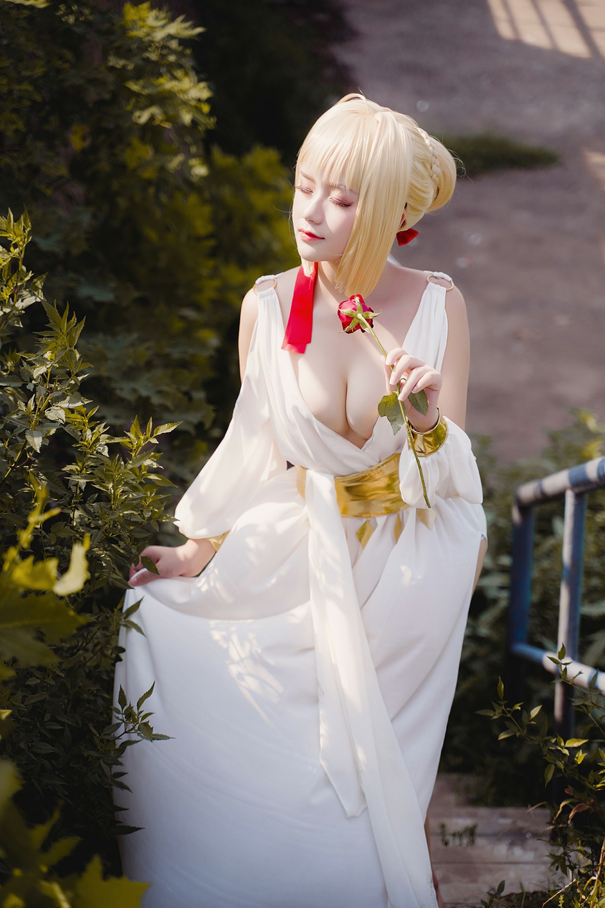 图片[11]-甜美女神 白裙飘逸难以抵挡的诱惑 – COSPLAY-御萝岛屿