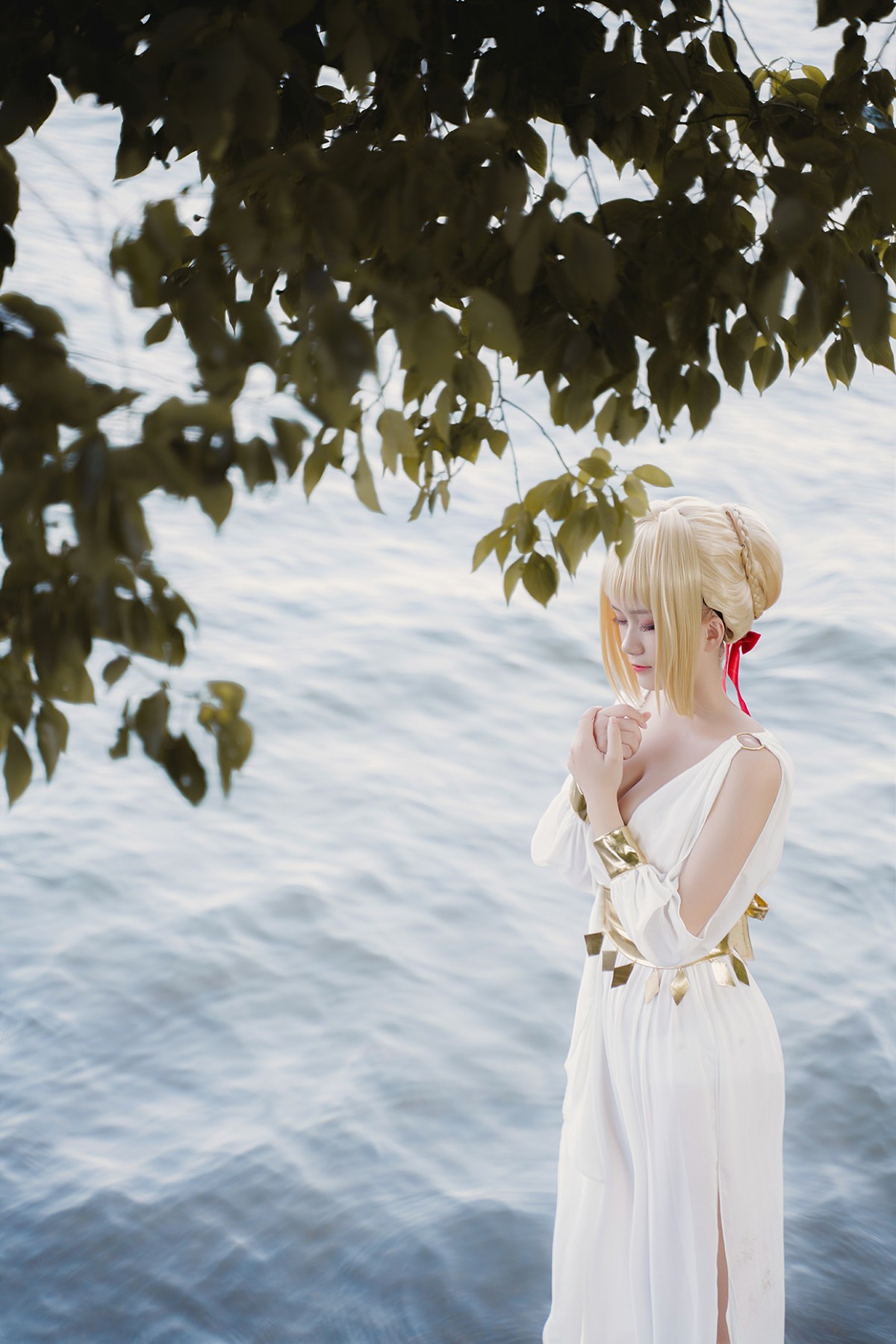 图片[23]-甜美女神 白裙飘逸难以抵挡的诱惑 – COSPLAY-御萝岛屿