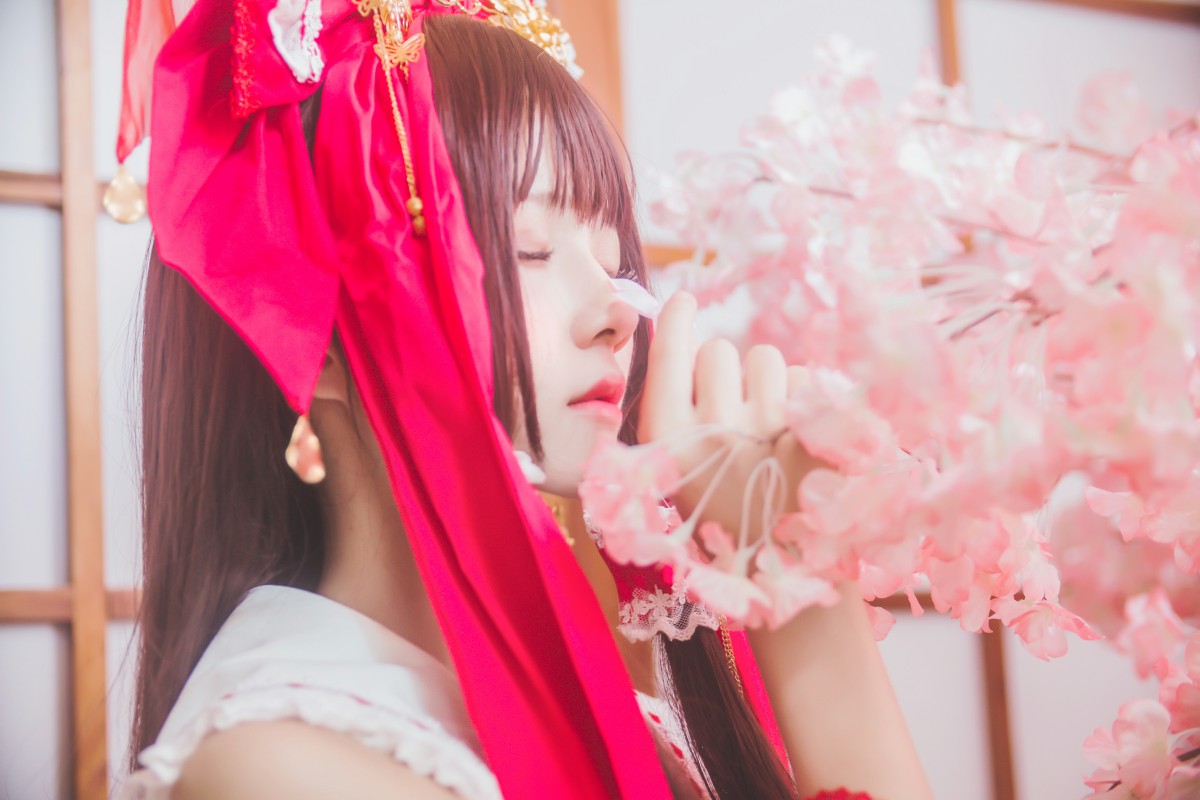 图片[35]-萝莉风COS 桜桃喵 – 灵梦 新年快乐 – COSPLAY-御萝岛屿