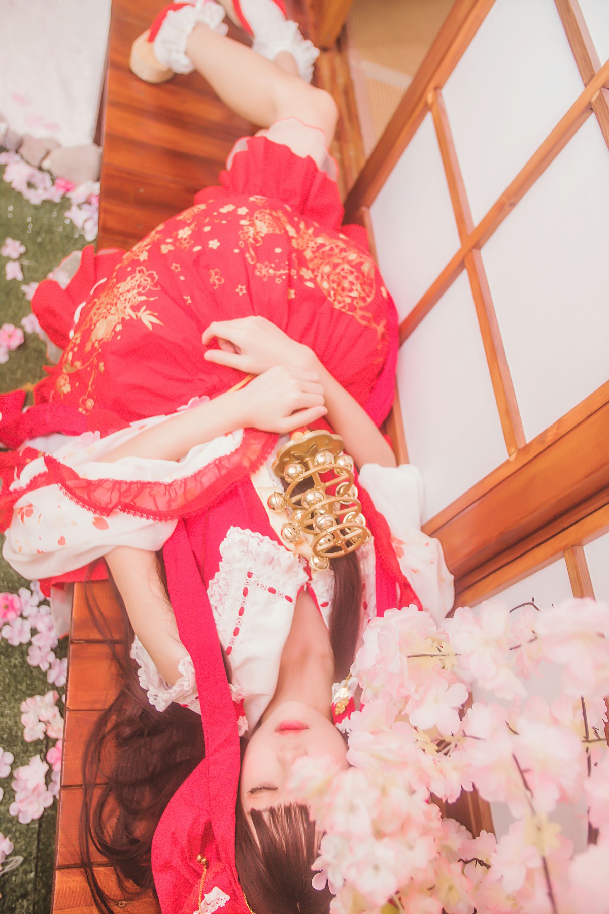 图片[45]-萝莉风COS 桜桃喵 – 灵梦 新年快乐 – COSPLAY-御萝岛屿