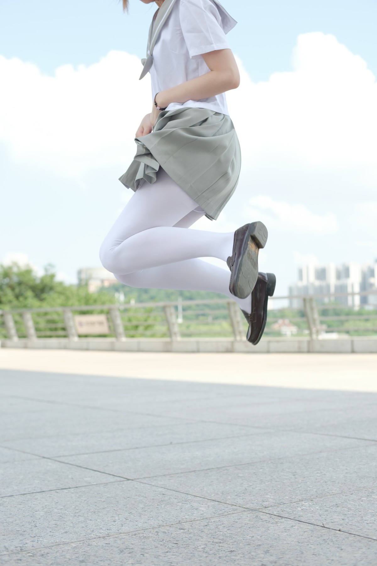 图片[5]-[森萝财团]R15-026JK白丝户外 – COSPLAY-御萝岛屿