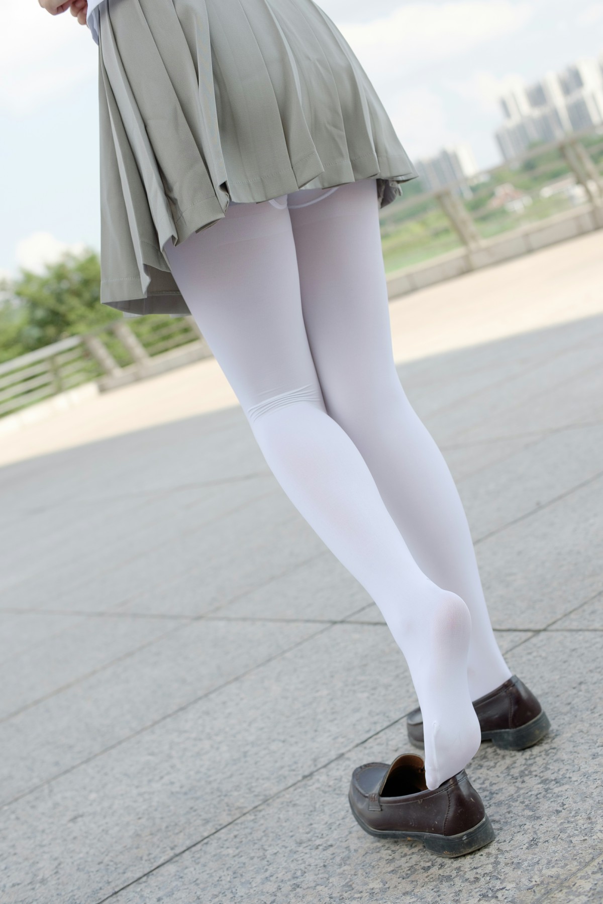 图片[9]-[森萝财团]R15-026JK白丝户外 – COSPLAY-御萝岛屿