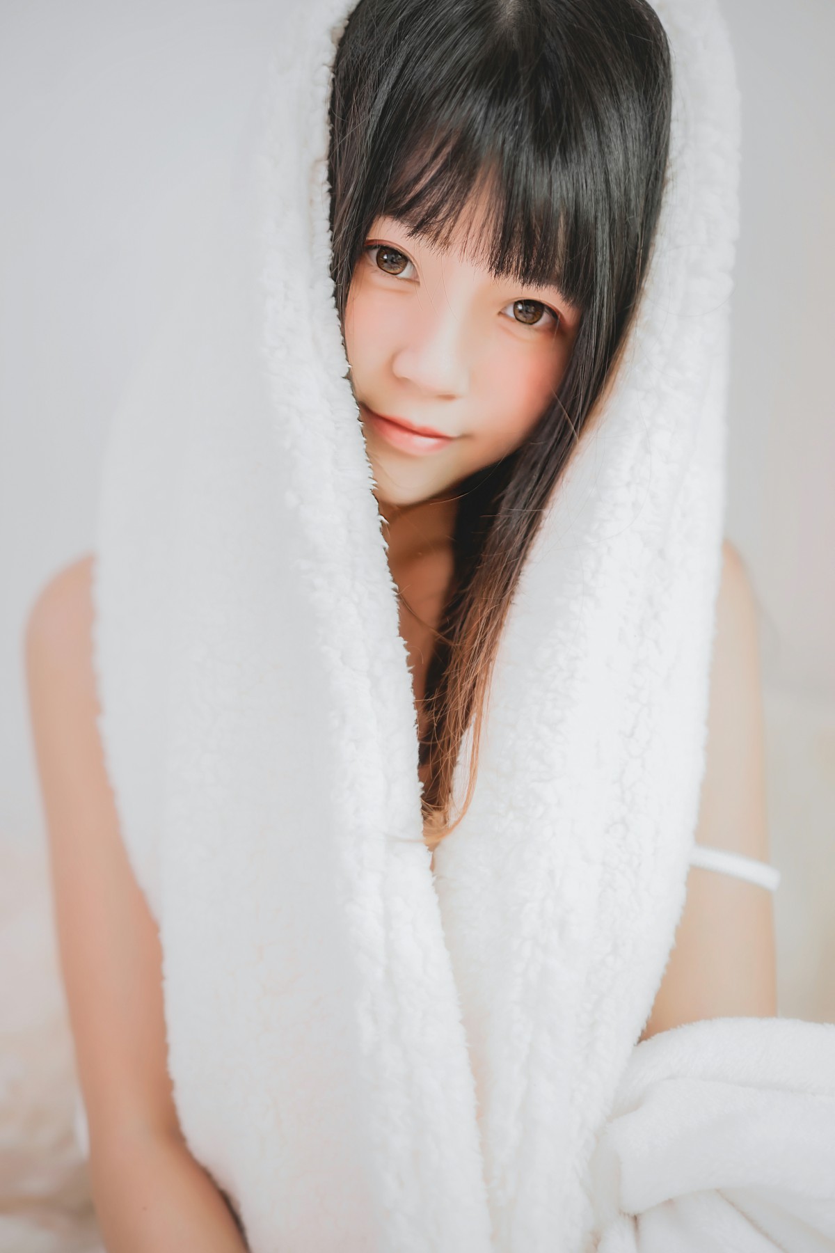 图片[28]-萝莉风COS 桜桃喵 – 冬眠 – COSPLAY-御萝岛屿