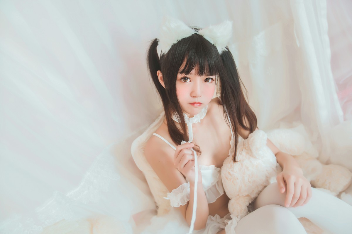 图片[19]-萝莉风COS 桜桃喵 – 白猫 – COSPLAY-御萝岛屿