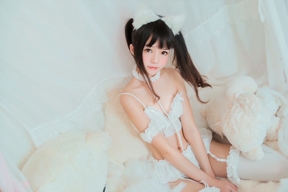 图片[21]-萝莉风COS 桜桃喵 – 白猫 – COSPLAY-御萝岛屿