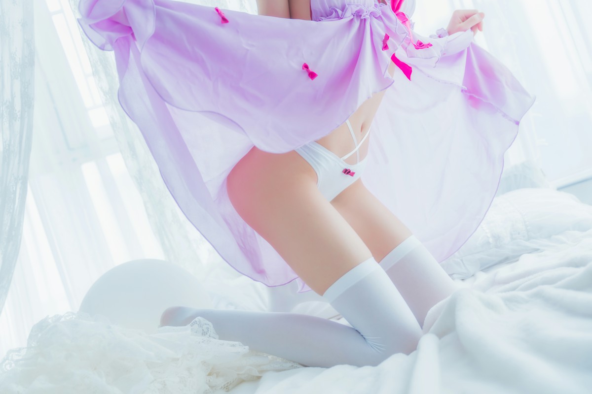 图片[15]-萝莉风COS 桜桃喵 – 加藤惠系列之小睡裙 – COSPLAY-御萝岛屿