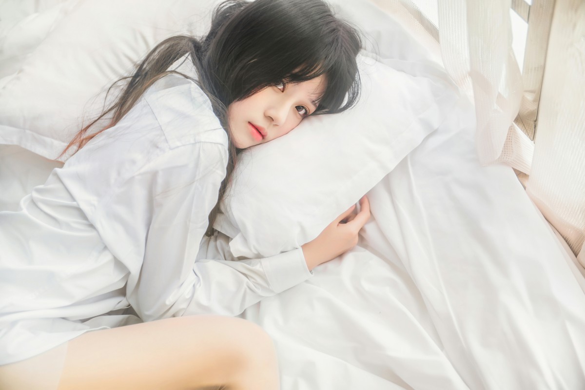 图片[12]-萝莉风COS 桜桃喵 – 白衬衫散发 – COSPLAY-御萝岛屿