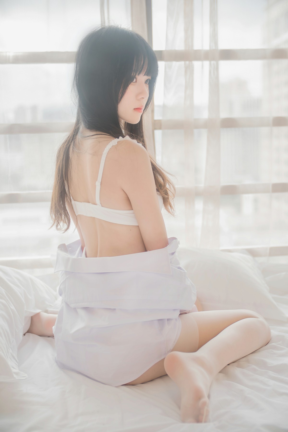 图片[43]-萝莉风COS 桜桃喵 – 白衬衫散发 – COSPLAY-御萝岛屿