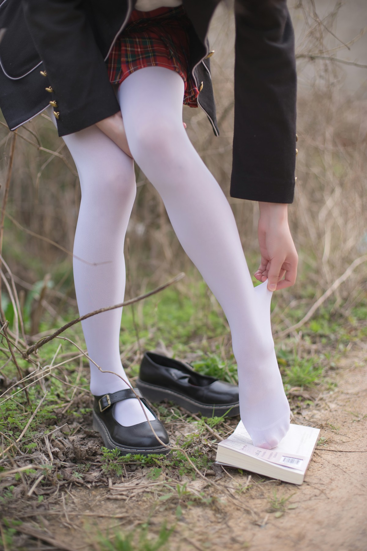 图片[34]-[轻兰映画写真]VOL.016 – COSPLAY-御萝岛屿