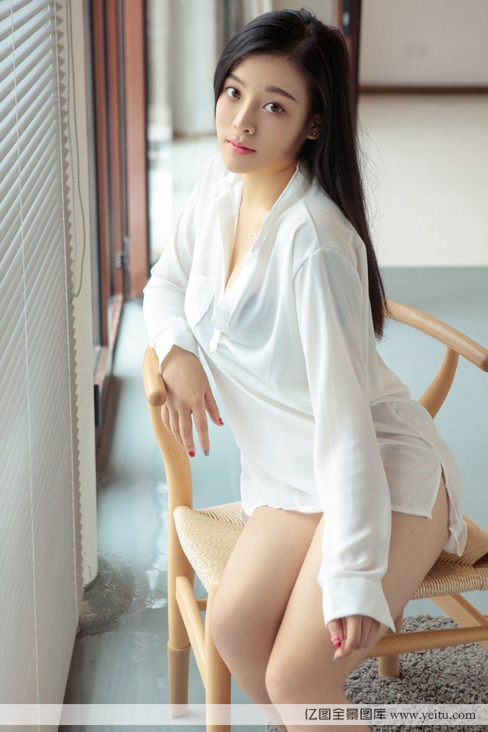 尤果网篮球宝贝凌菲篮球背心蕾丝内衣性感写真-御萝岛屿