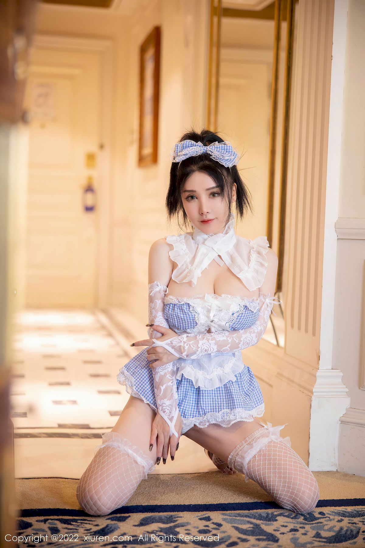 潘娇娇 - 淡蓝色小方格女仆服性感写真