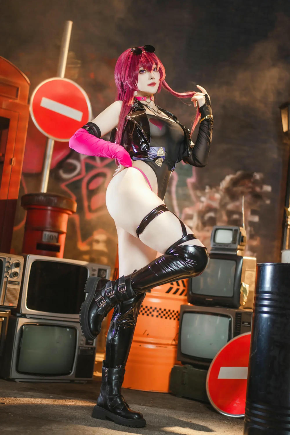 图片[21]-Natsuko夏夏子 崩壞·星穹鐵道 卡芙卡 朋克同人【60P】 – COSPLAY-御萝岛屿