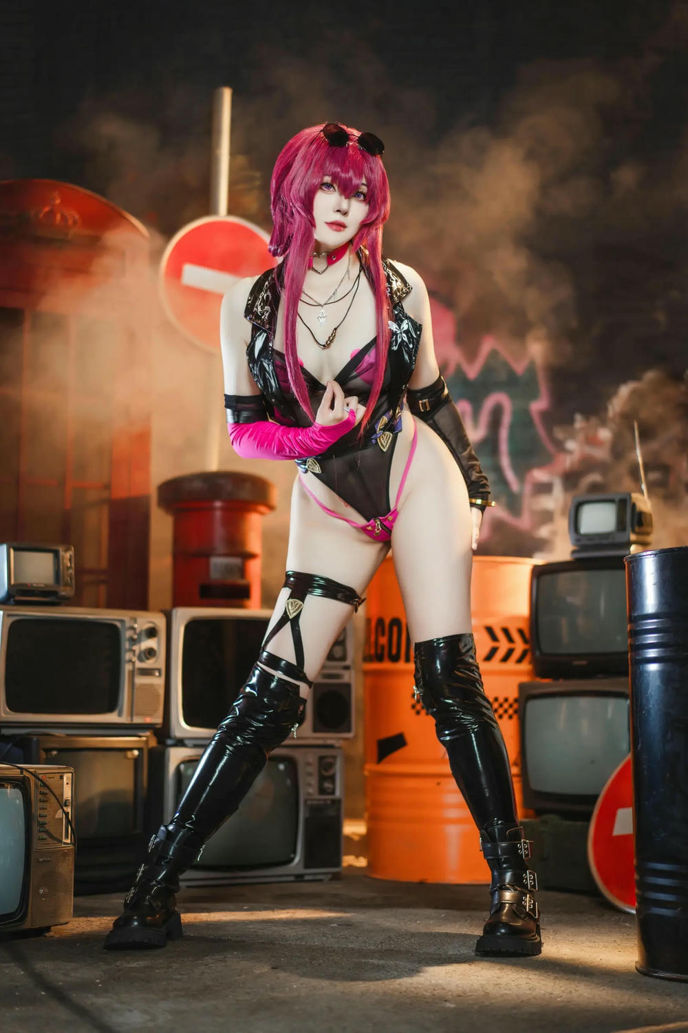 图片[23]-Natsuko夏夏子 崩壞·星穹鐵道 卡芙卡 朋克同人【60P】 – COSPLAY-御萝岛屿